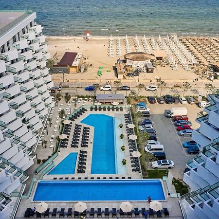 Beach Bliss Apartment In Infinity Beach Resort Parking Mamaia Esterno foto