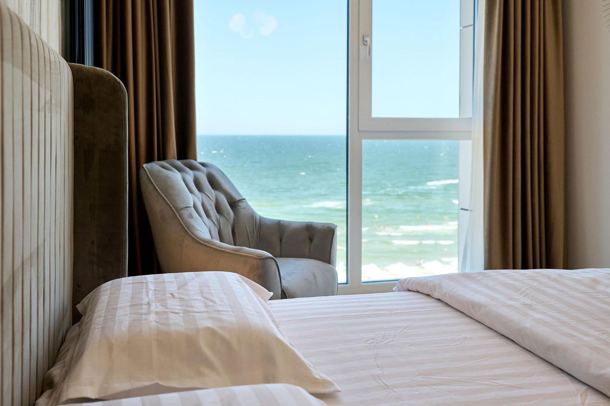 Beach Bliss Apartment In Infinity Beach Resort Parking Mamaia Esterno foto