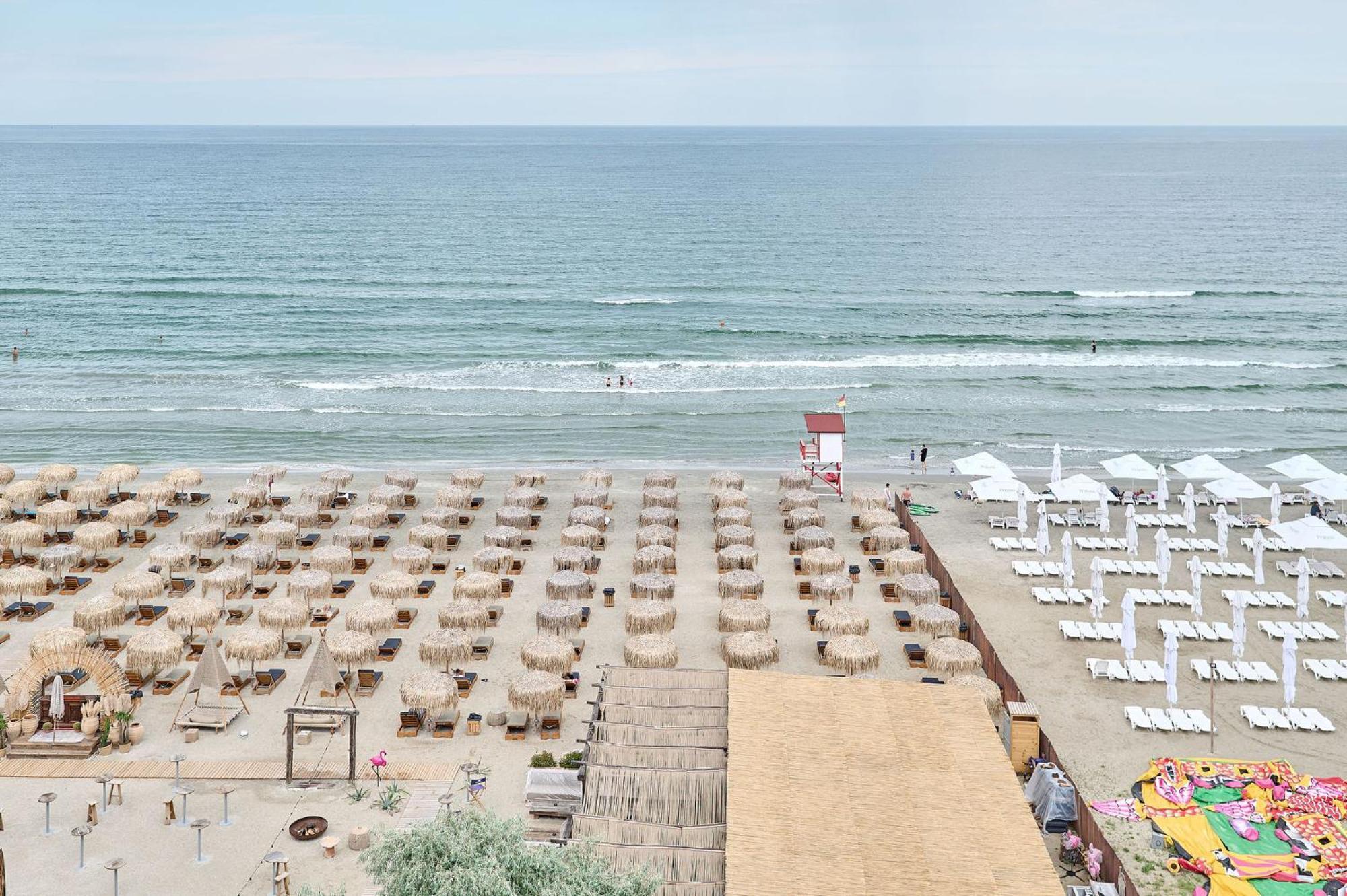 Beach Bliss Apartment In Infinity Beach Resort Parking Mamaia Esterno foto
