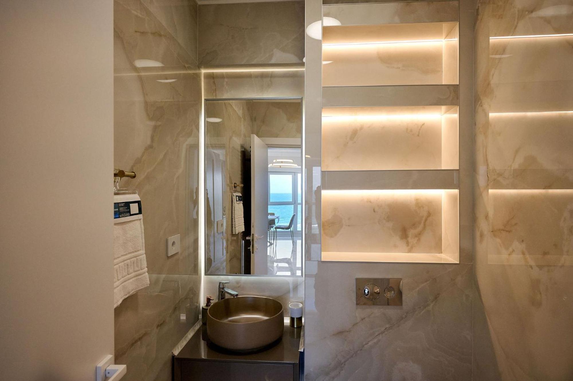 Beach Bliss Apartment In Infinity Beach Resort Parking Mamaia Esterno foto